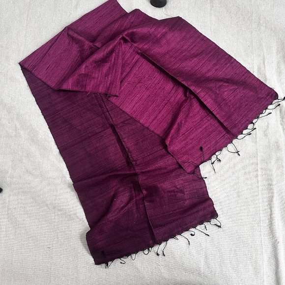 Raw Silk Shawl Heavy Weighgt Hand woven Deep Maroon burgundy fringe ends - Picture 1 of 8